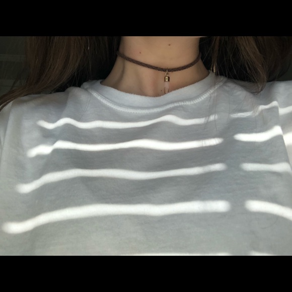 Chocker Necklace - Picture 3 of 3